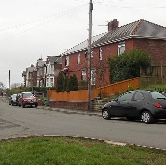 College Place Houses Barry Jaggery Cc By Sa 2 0 Geograph Britain