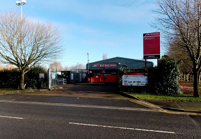 boc-gas-gear-newport-jaggery-cc-by-sa-2-0-geograph-britain-and