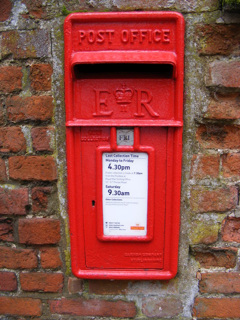 Framingham Pigot Postbox Geographer Cc By Sa 2 0 Geograph Britain