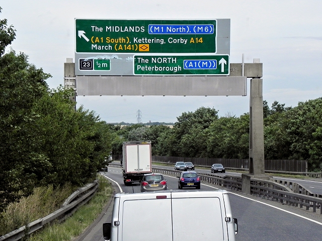 Westbound A14 Approaching Junction 23... © David Dixon Cc-by-sa/2.0 ...