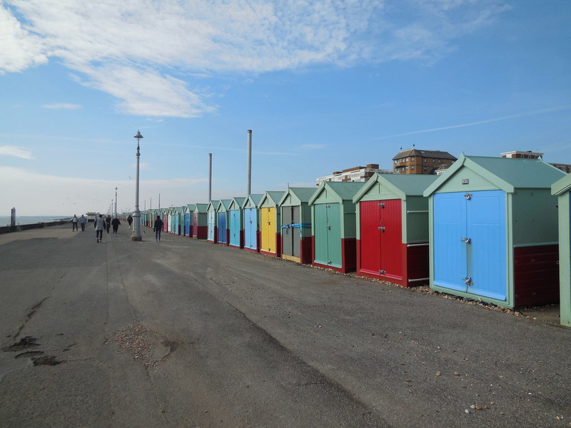 Beach Huts Western Esplanade Hove Paul Gillett Cc By Sa