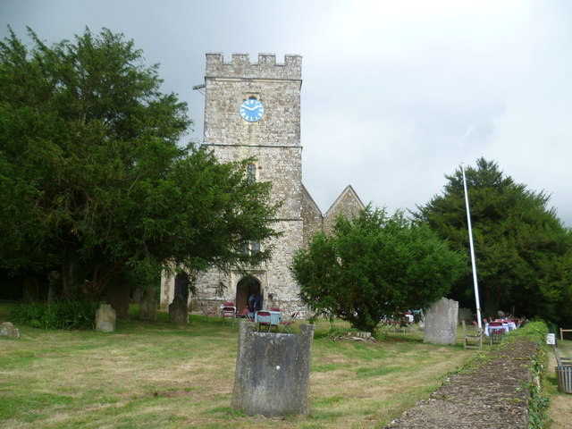 The Churchyard At Boughton Malherbe Marathon Cc By Sa 2 0 Geograph