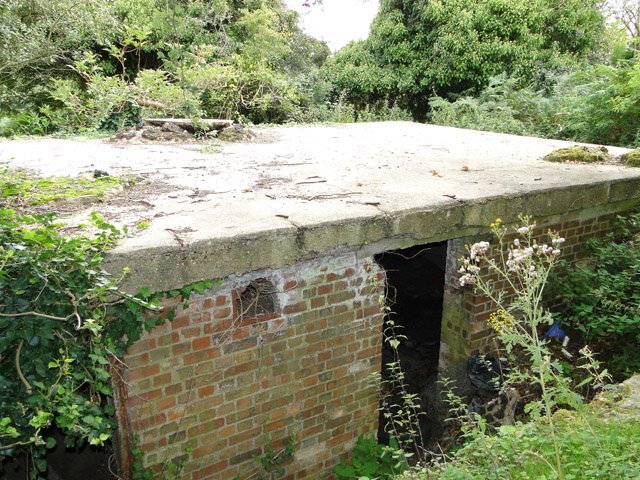 Four Inch Gun Emplacement At Hollesley Adrian S Pye Cc By Sa