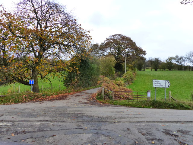 Part Of The Road Junction North Of Ruth Sharville Cc By Sa 2 0