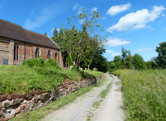 Track Past St Peter S Church In Martley Mat Fascione Cc By Sa 2 0