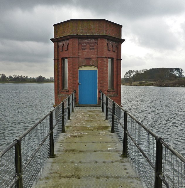 Sywell Reservoir Bridge To Valve Tower Rob Farrow Cc By Sa 2 0