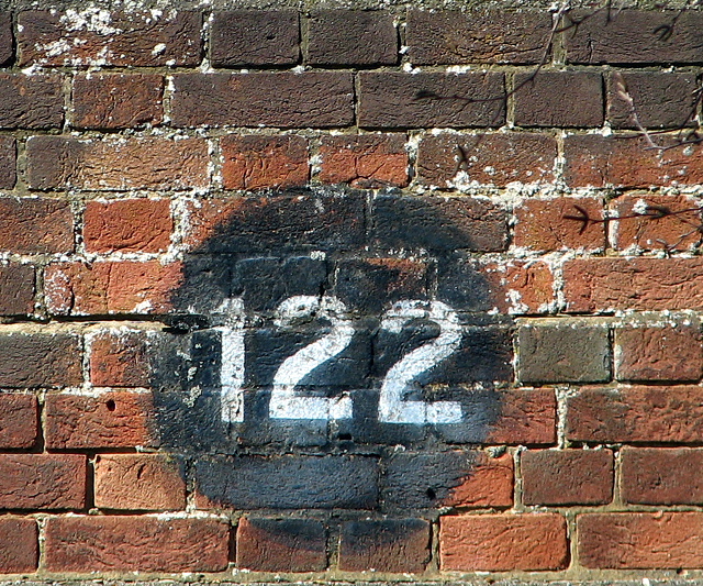 building-number-122-evelyn-simak-cc-by-sa-2-0-geograph-britain-and