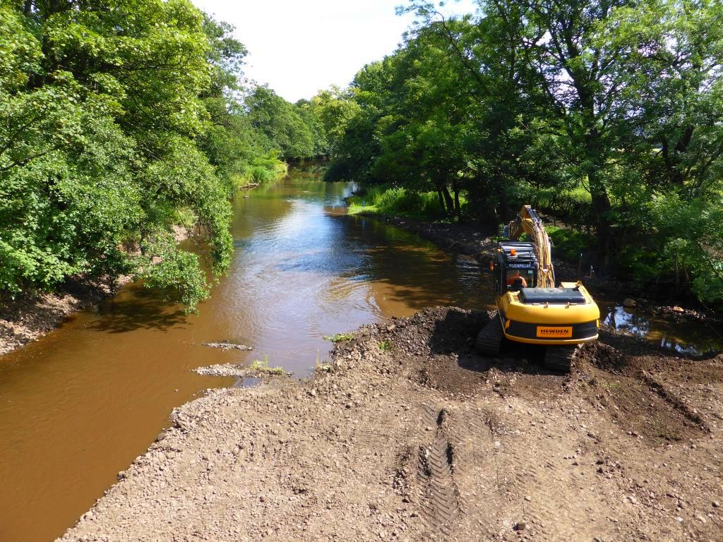 River Carron Downstream Of Dunipace Robert Murray Cc By Sa