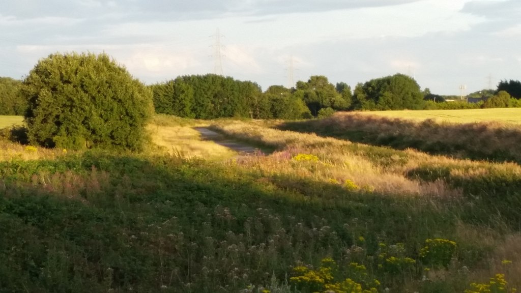 Track At Sefton Meadows Mike Pennington Cc By Sa Geograph