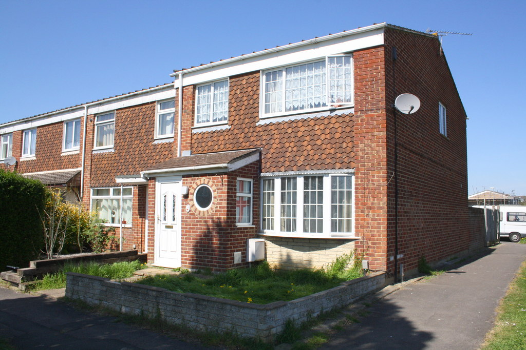 Houses On West Side Of Liden Drive Roger Templeman Cc By Sa 2 0