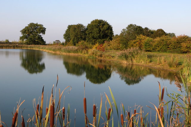 lake-in-an-old-gravel-pit-philip-jeffrey-cc-by-sa-2-0-geograph