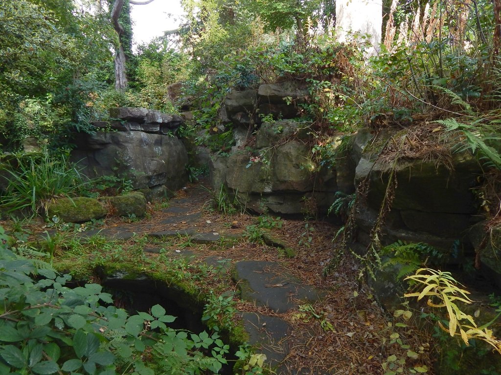 Rosshall Gardens The Rock Garden Lairich Rig Cc By Sa