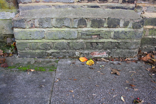 Benchmark On Wall Pier Outside Roger Templeman Geograph