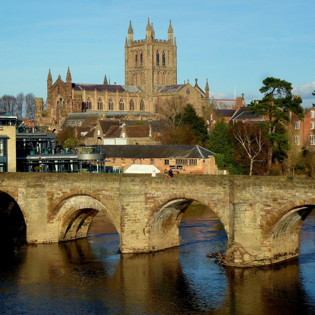 Hereford Old Bridge And Cathedral © Jonathan Billinger Cc By Sa20