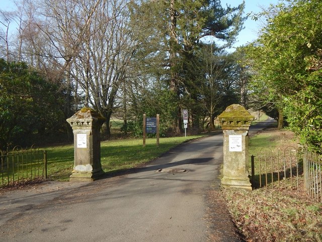 Entrance To Overtoun Estate Lairich Rig Cc By Sa 2 0 Geograph