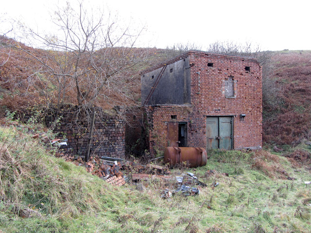 Disused Mine Building In Cwm Bargoed Gareth James Cc By Sa