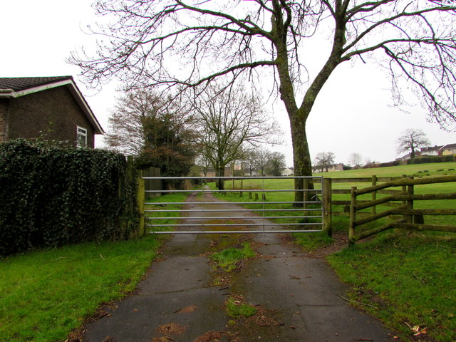 Bar Gate Across A Path Upper Cwmbran Jaggery Geograph Britain