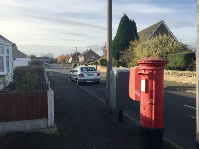 Lodge Road And Postbox Ng D Long Robin Stott Geograph