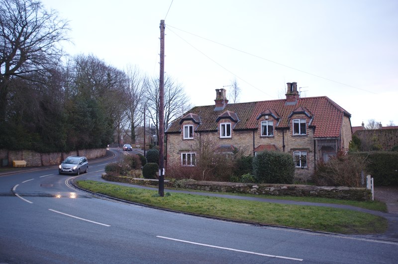 Church Hill Bob Harvey Cc By Sa Geograph Britain And Ireland