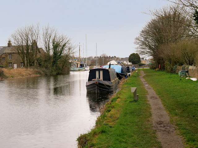 Glasson Branch Canal Narrowboats Moored David Dixon Cc By Sa