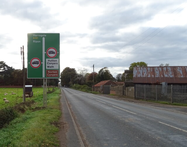 A61 Towards Ripon JThomas Cc By Sa 2 0 Geograph Britain And Ireland