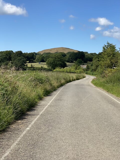 Road Towards Y Domen Fawr Alan Hughes Geograph Britain And Ireland