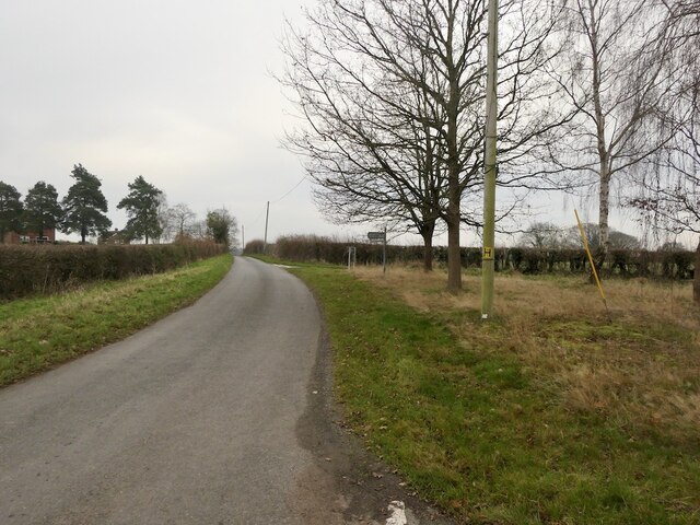 Road Triangle Oakhall Green Richard Webb Cc By Sa Geograph