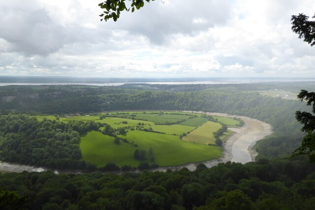 A Shower Crossing The Wye Valley Philip Halling Cc By Sa