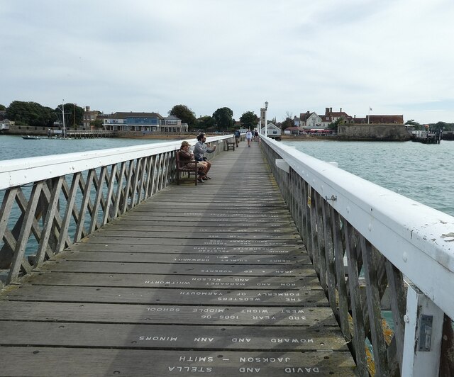 Yarmouth Isle Of Wight Looking Rob Farrow Cc By Sa 2 0