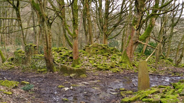 Remains Of Water Scout Kevin Waterhouse Cc By Sa 2 0 Geograph