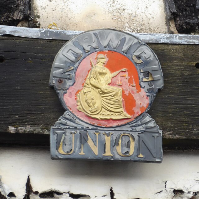 A Fire Insurance Plaque Philip Halling Geograph Britain And Ireland