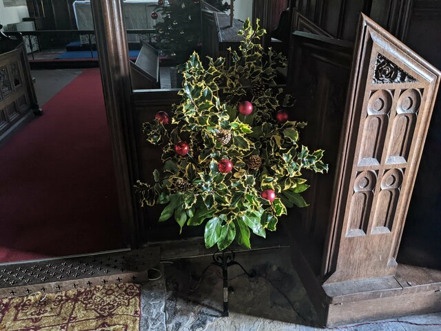 Christmas Tree Inside St Michael And Fabian Musto Geograph