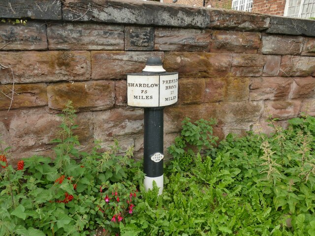 Canal Milepost In Middlewich Stephen Craven Geograph Britain And