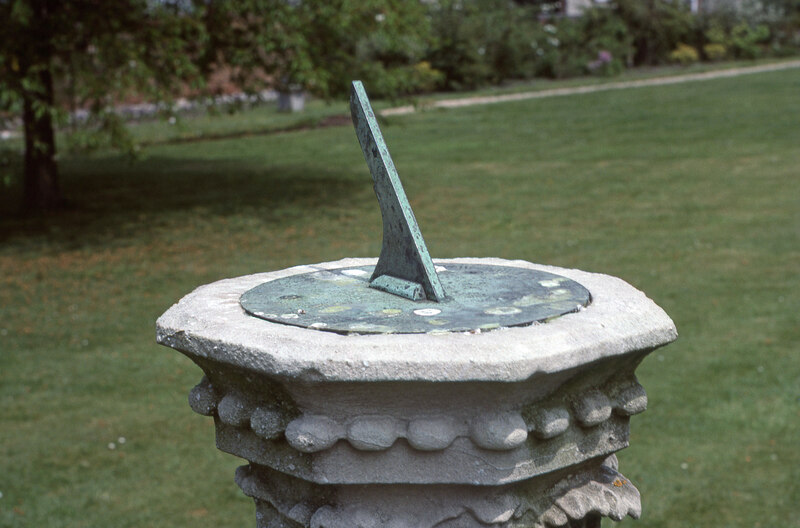 Sundial In The Garden Of Gilbert White S Peter Shimmon Cc By Sa 2