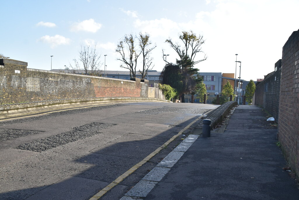 Carter Rd N Chadwick Geograph Britain And Ireland