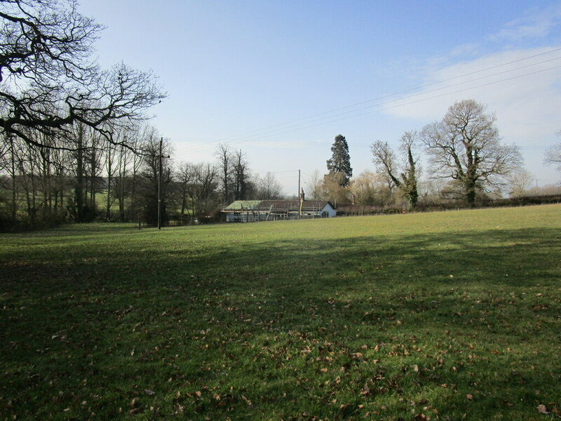 Grass Field And East Lodge Jonathan Thacker Cc By Sa 2 0 Geograph