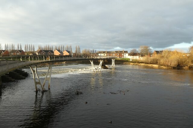 Weir On The River Aire DS Pugh Geograph Britain And Ireland