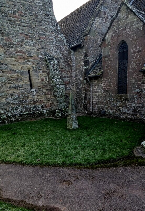 Obelisk On Grass Walford Jaggery Cc By Sa Geograph Britain