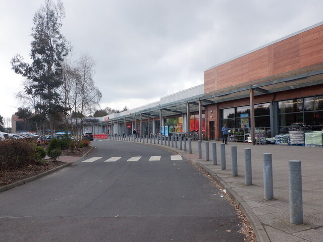 Shops By Inveralmond Roundabout Richard Webb Cc By Sa Geograph