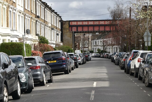 Railway Bridge Disraeli Rd N Chadwick Cc By Sa Geograph