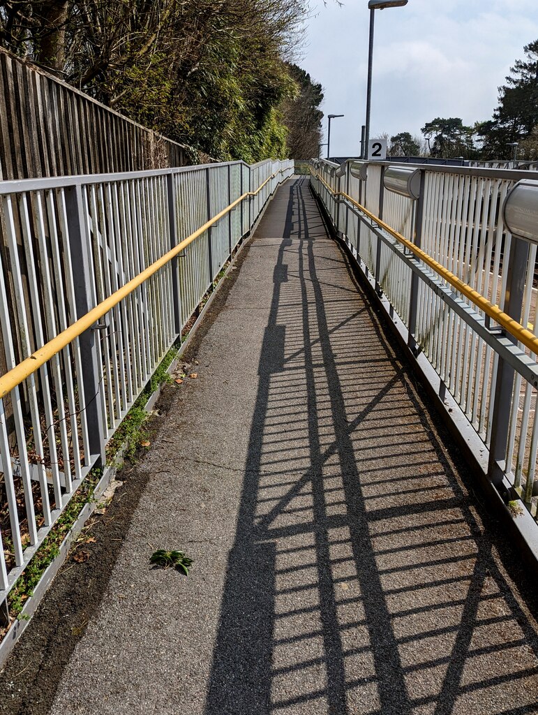 Up A Long Ramp On Ivybridge Station Jaggery Cc By Sa