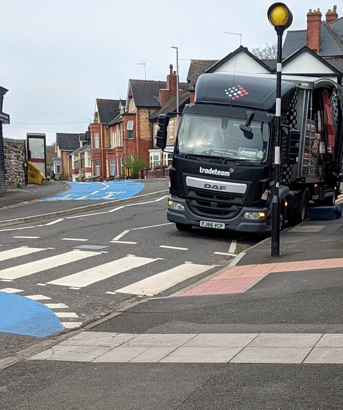 Tradeteam Lorry Mill Street Newport Jaggery Cc By Sa 2 0