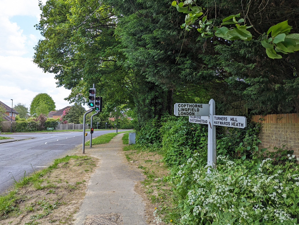 Signpost Crawley Down Robin Webster Cc By Sa 2 0 Geograph Britain