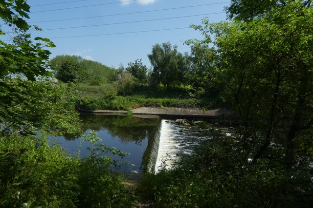 Weir On The River Aire Ds Pugh Geograph Britain And Ireland