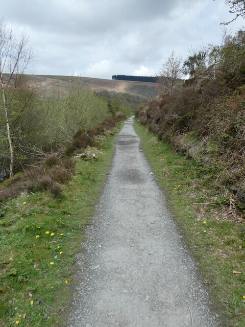 Cycle Route Cut Into The Slope David Smith Cc By Sa 2 0