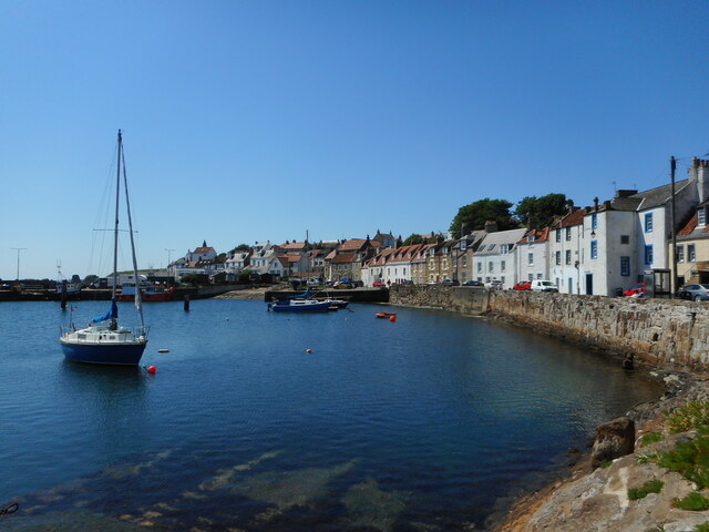 St Monans Harbour Richard Sutcliffe Cc By Sa 2 0 Geograph Britain