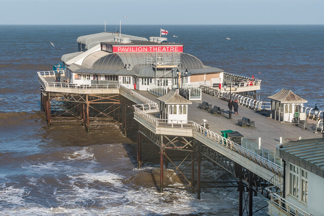 Cromer Pier Ian Capper Cc By Sa Geograph Britain And Ireland