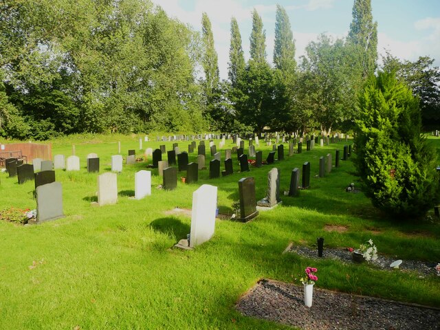 The Lower Churchyard St Mary S Church Humphrey Bolton Cc By Sa 2