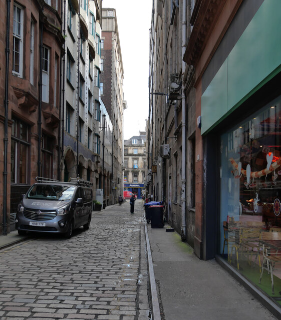 Renfield Lane Glasgow Habiloid Cc By Sa Geograph Britain And