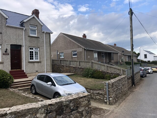 Houses On The Main Road Through Marloes Eirian Evans Cc By Sa 2 0